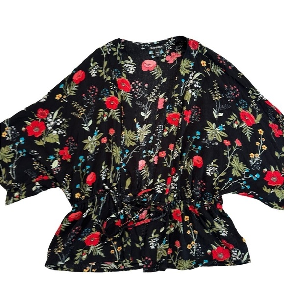 EXPRESS BLACK FLORAL CRINKLE GAUZE CINCH DRAWSTRING OPEN FRONT KIMONO TOP M - Picture 15 of 17